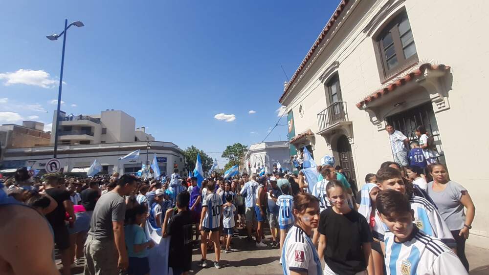 WhatsApp Image 2022 12 18 at 16.36.33 - ¡¡Campeones del mundo!!