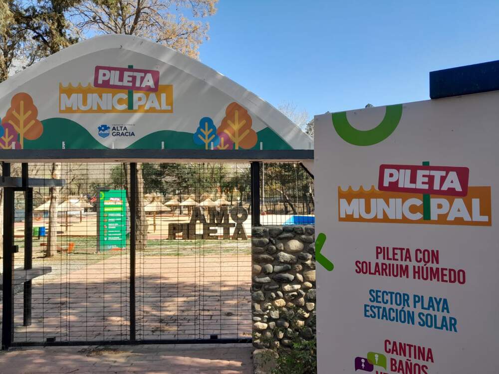 pileta municipal2 - Concurso para la explotación comercial de la cantina y proveeduría del camping y de la pileta municipal