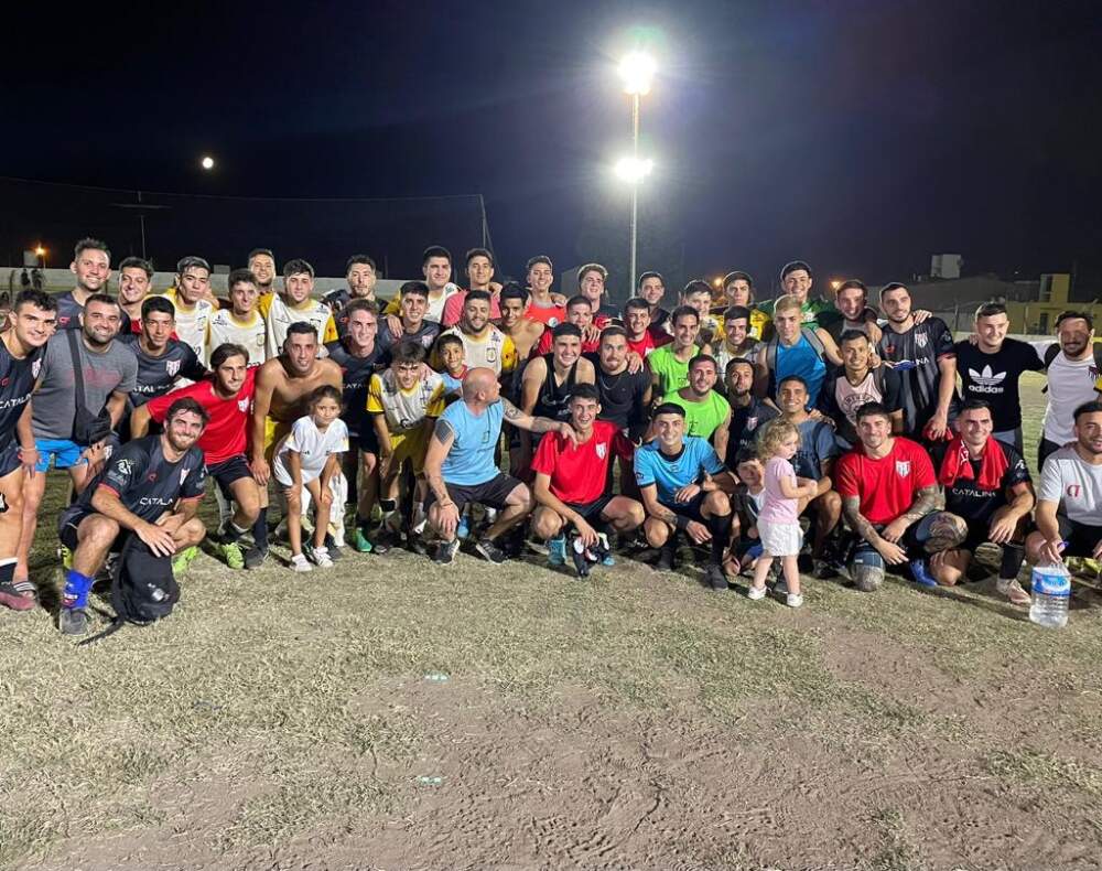 "Todos x Nacho": cientos de personas en el partido benéfico todos x nacho depo5 - "Todos x Nacho": cientos de personas en el partido benéfico