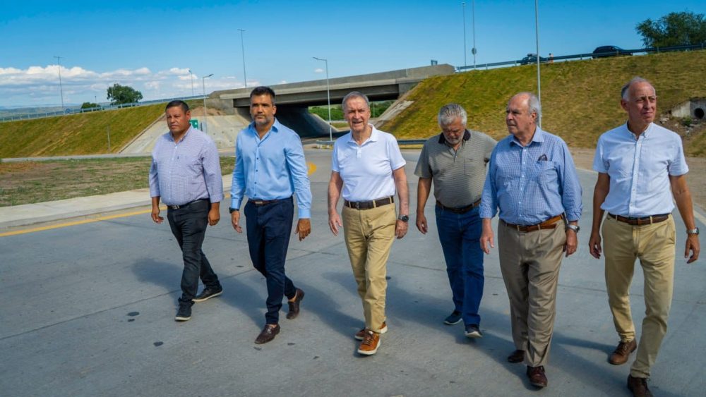 Schiaretti habilitó un nuevo distribuidor entre Ruta 20 y Camino a Falda del Carmen WhatsApp Image 2023 03 13 at 13.31.49 - Schiaretti habilitó un nuevo distribuidor entre Ruta 20 y Camino a Falda del Carmen