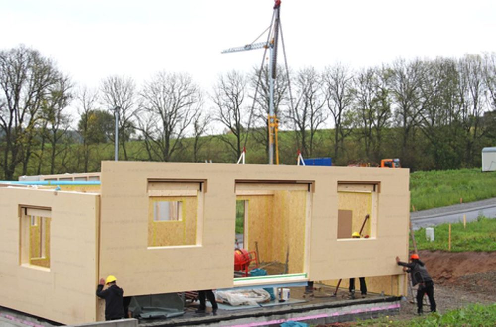 prefabricada vivienda - Detuvieron en Europa a cordobeses acusados de estafas de viviendas prefabricadas