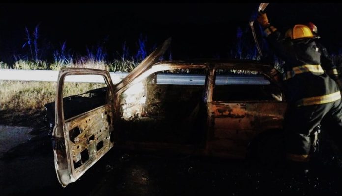 auto-incendiado-malagueno