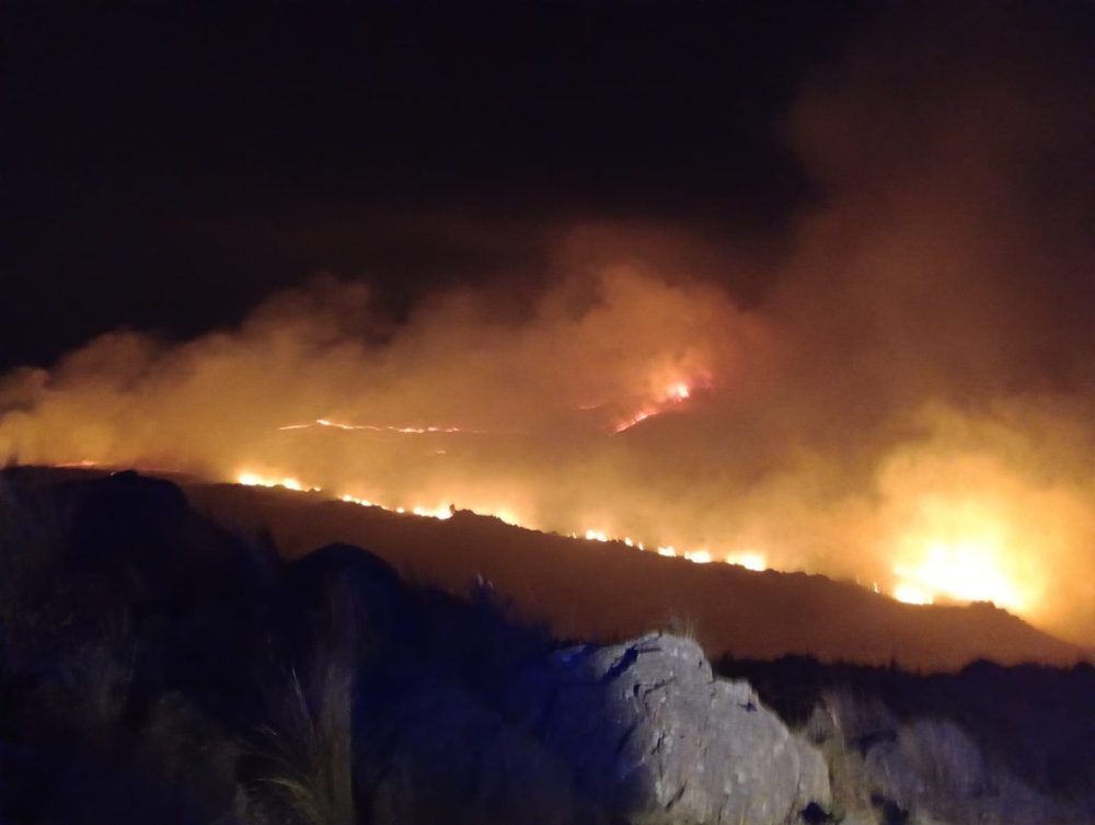 WhatsApp Image 2023 08 29 at 08.52.12 - Incendios en Potrero de Garay: contenidos pero con perímetro inestable