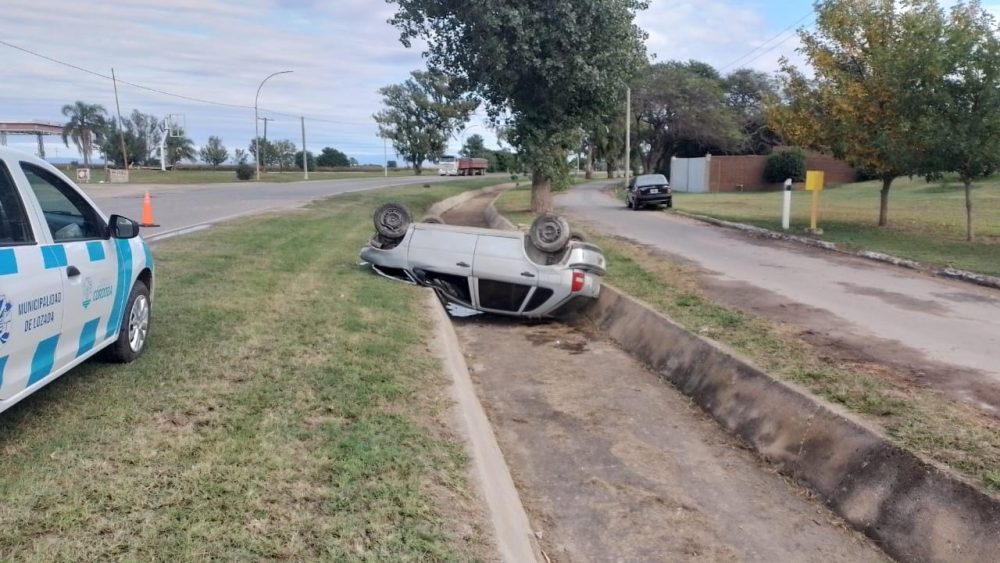 WhatsApp Image 2024 04 23 at 17.59.27 - Impactante vuelco en Lozada
