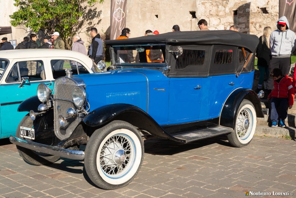 vuelta de che autos antiguos - Vuelven los autos antiguos a Alta Gracia, en el marco de la “Vuelta por las rutas del Che”