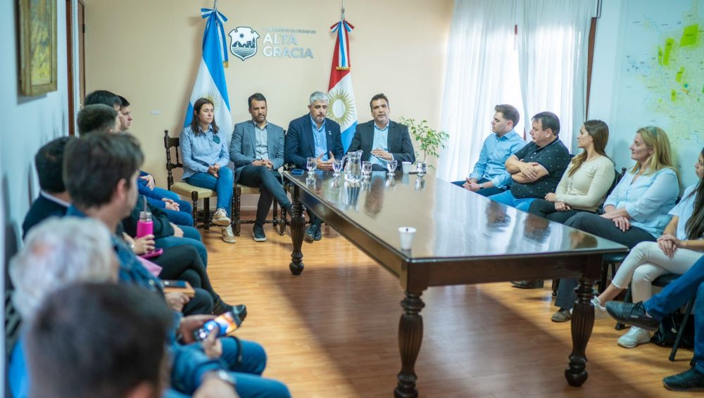 Más empleados para el Hospital Illia: funcionarios recorrieron sus instalaciones WhatsApp Image 2024 09 17 at 16.17.46 - Más empleados para el Hospital Illia: funcionarios recorrieron sus instalaciones