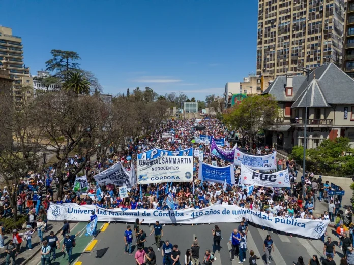 marcha universitaria cordoba