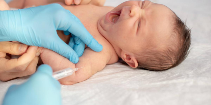 vacuna recien nacido bebe