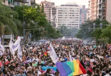 Por qué esta convocatoria del colectivo LGTBIQ+ se presenta como antifascista y antirracista
