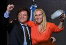 En el gobierno dicen que Milei teme que también caiga Karina si lo echa a Adorni