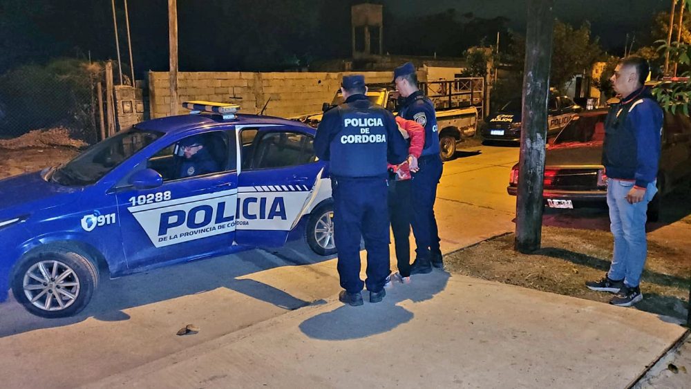 Tres detenidos tras múltiples allanamientos por violento asalto en un country de Santa Ana WhatsApp Image 2025 04 08 at 11.31.58 - Tres detenidos tras múltiples allanamientos por violento asalto en un country de Santa Ana