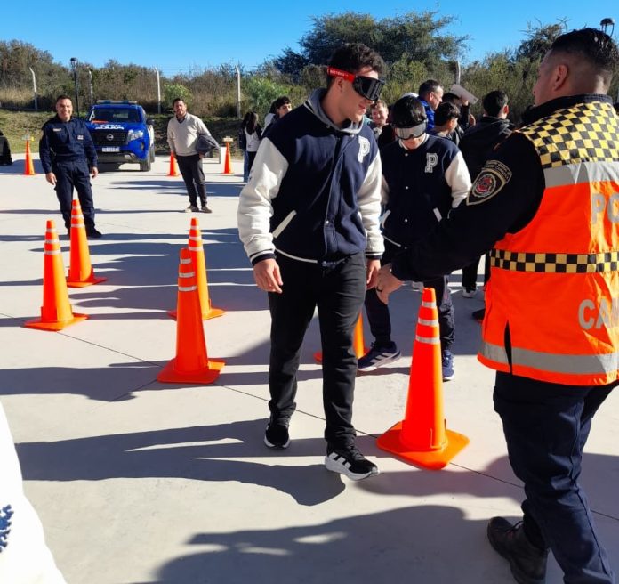 WhatsApp Image 2025-10-20 at 13.52.42