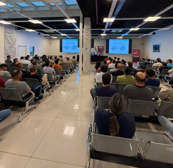 WhatsApp Image 2025-11-18 at 11.48.29