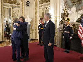 Milei avanza contra China después de echar a Francos: se caen represas y radar espacial