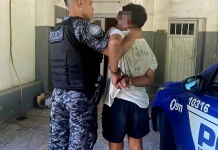 Un hombre detenido por hurto en un local de barrio Sabattini