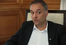 Denuncian a Adorni por enriquecimiento ilícito: gastó $ 30M y sus ingresos no llegan a $ 5M