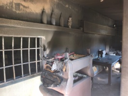 El municipio activó un operativo de asistencia tras un incendio con pérdidas totales