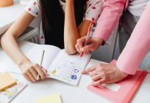 Brindan apoyo escolar gratuito para estudiantes