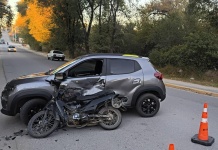 Motociclista lesionado tras un choque en calle Catamarca